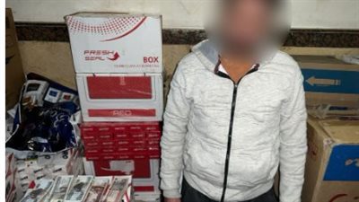 ضبط عاطل بمطروح بحوزته نحو 22 ألف عبوة سجائر مهربة جمركيًا