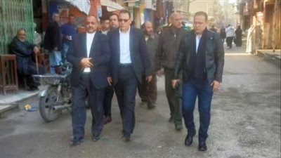 محافظ الشرقية يتابع أعمال الرصف بشوارع مدينة أبو حماد