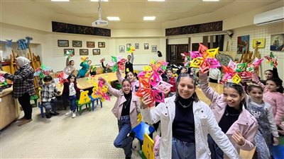 ورش فنية وتنمية مهارات بمكتبة مصر العامة بدمنهور (صور) 