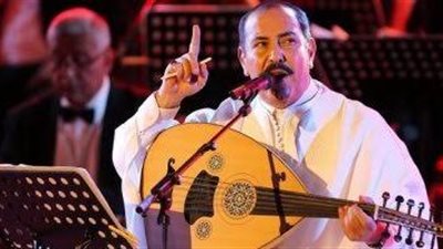 لطفي بوشناق.. فنان تونسي عاشق لمصر.. قدم أعمالا غنائية مميزة مع أشهر الملحنين والمؤلفين.. وداعم دائم لفلسطين