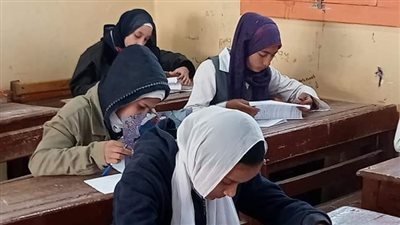 اليوم، انطلاق ماراثون امتحانات الشهادة الإعدادية بأسيوط، وتشكيل لجنة لمتابعة اللجان 