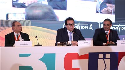 وزير الصحة يبحث مع الوكالة الدولية لبحوث السرطان «IARC» سبل التعاون المشترك