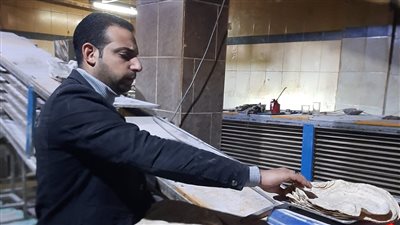 ضبط مواد غذائية وعبوات مياه غازية منتهية الصلاحية بالبحيرة 