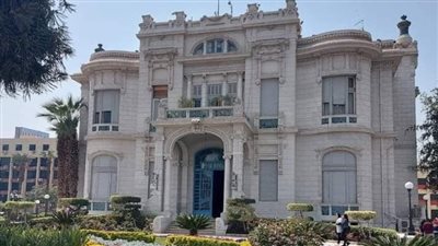 بمناسبة ختام الفصل الدراسي الأول، جامعة عين شمس تنظم مهرجان منوعات 