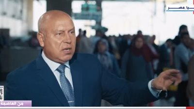 وزير النقل يتفقد مواقع القطار الكهربائي السريع 