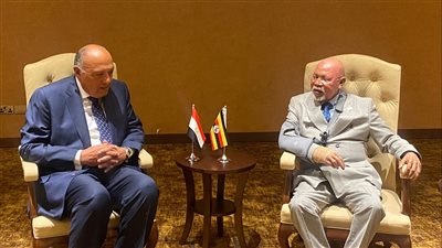وزير الخارجية يلتقي نظيره الأوغندي على هامش قمة دول عدم الانحياز بأوغندا