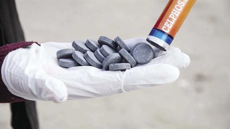 طالبة تتخلص من حياتها