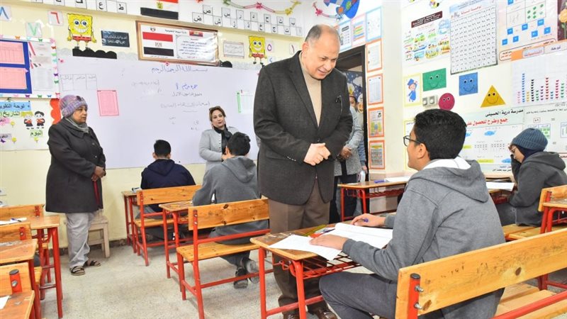 محافظ أسيوط يتفقد