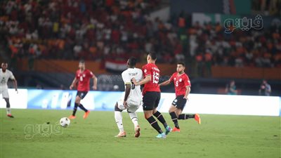 منتخب غانا يتقدم على مصر بهدف في الشوط الأول وخروج محمد صلاح للإصابة (صور)