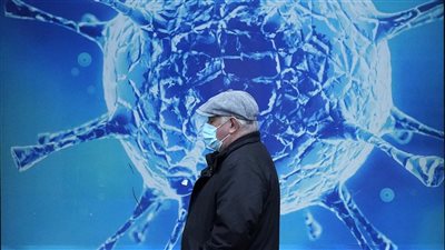 أعراض متحور كورونا 2024، القيء وسيلان الأنف أكثرها انتشارا