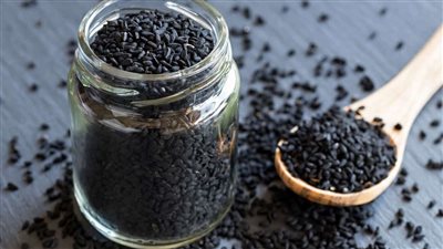 فوائد حبة البركة، لعلاج الالتهابات ولمرضى ضغط الدم والسكري