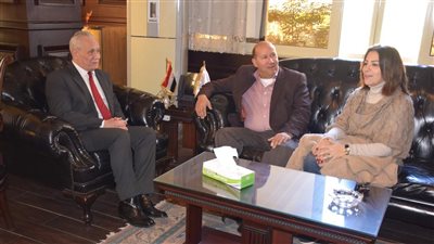 محافظ الأقصر: وزارة التخطيط والتنمية الاقتصادية لها دور بارز في تحقيق رؤية مصر 2030