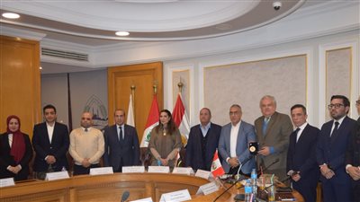 غرفتا القاهرة وبيرو يبحثان سبلًا جديدة لزيادة التبادل التجاري والاستثماري