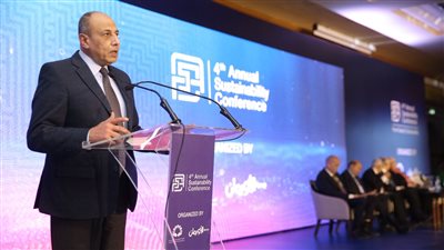 وزير الطيران من الأقصر: نتوسع في صناعة النقل بتقليل الانبعاثات الكربونية