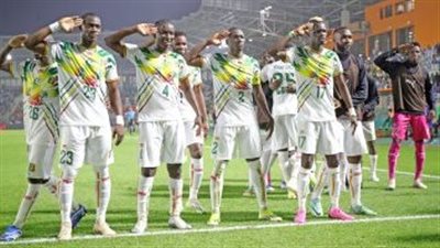 5 بطاقات صفراء وطرد، تعادل سلبي بين مالي وكوت ديفوار في الشوط الأول (فيديو)