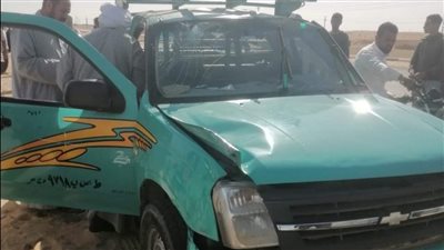 إصابة 14 عاملا في انقلاب سيارة بطريق الإسماعيلية - السويس (صور) 