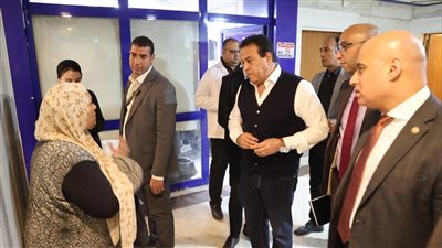 وزير الصحة: التحقيق مع رؤساء الأقسام المتغيبين عن العمل بمستشفى بني سويف التخصصي