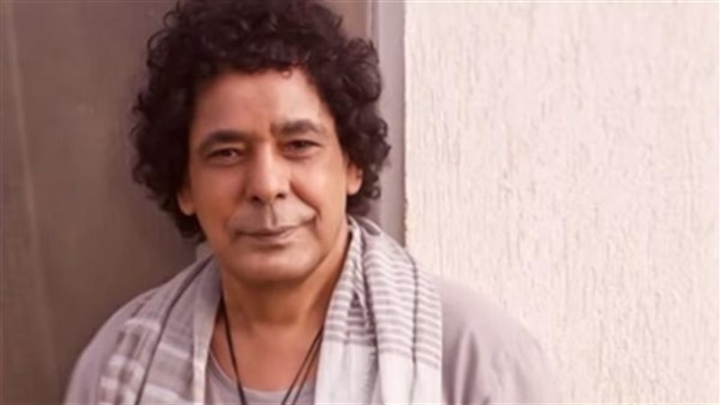 الفنان محمد منير،