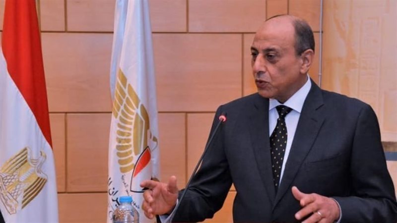 غياب وزير الطيران
