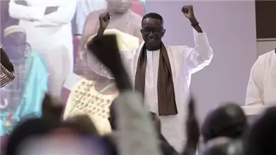 نجل الرئيس السابق خرج من السباق، 20 مرشحا يتنافسون على الرئاسة في السنغال