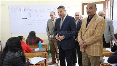 محافظ المنيا يكلف السكرتير العام بتفقد لجان امتحانات الشهادة الإعدادية (صور)