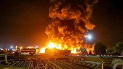 4 سيارات إطفاء لإخماد حريق نشب في مصنع زجاج بالقليوبية