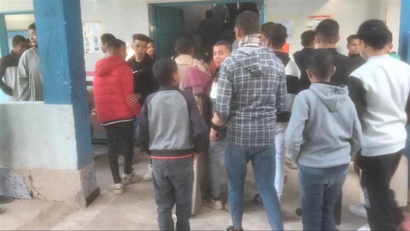 طلاب الشهادة الإعدادية