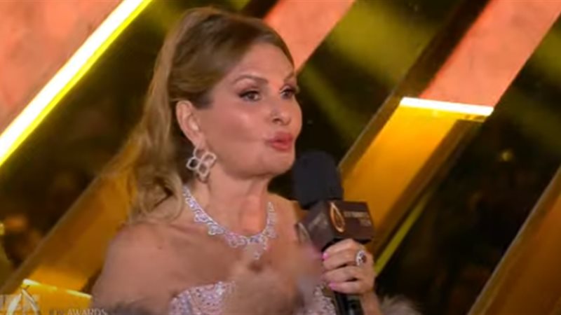 الفنانة يسرا، فيتو