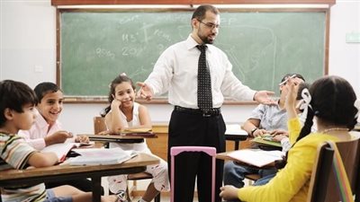 تفسير حلم المدرس في المنام وعلاقته بالرزق الوفير