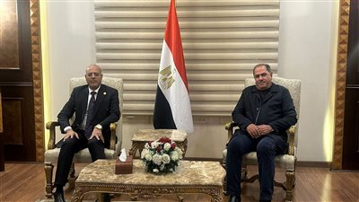 رئيس عمال مصر يستقبل الأمين العام للاتحاد الدولي لنقابات العرب 