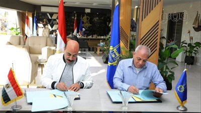 محافظ أسوان يوقع عقد مشاركة مع هيئة تنمية الصعيد لإنشاء وإدارة محطة نقل دولية