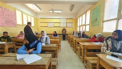 انتظام لجان امتحانات الشهادة الإعدادية في الأقصر