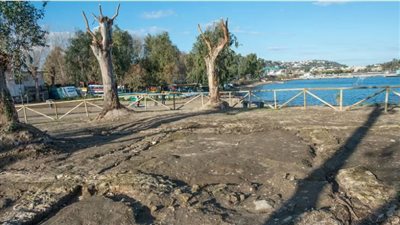 العثور على قصر شاطئي عمره 2000 عام في إيطاليا