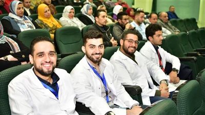 مستشفيات جامعة عين شمس تحتفل بتكريم قسمي العظام والتخدير والرعاية المركزة وعلاج الألم