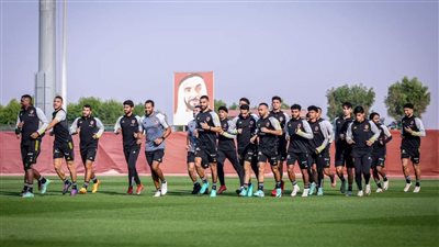  كواليس مران الأهلي بمعسكر الإمارات استعدادًا لمواجهة الأخدود وديا (صور)