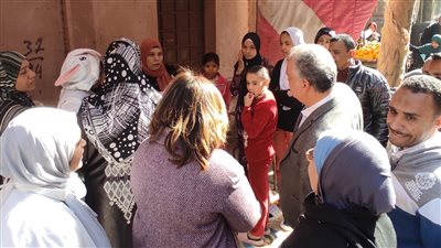 الكشف مجانا علي 1000 مواطن في قافلة طبية بحي غرب أسيوط