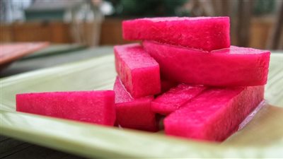 استعدادا لشهر رمضان، طريقة عمل اللفت المخلل في البيت 