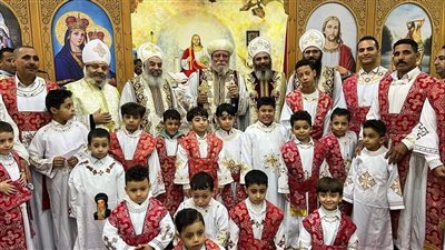 الأنبا أكليمندس يرسم شمامسة وخداما جددا في عيد القديسة دميانة بالأمل