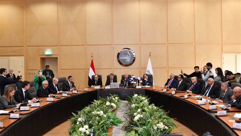وزير النقل يوقع اتفاقية