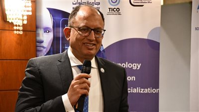 رئيس جامعة حلوان يؤكد ضرورة توظيف المعرفة وربطها بالتنمية الشاملة للوطن