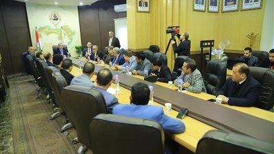 عبد الحليم علام يشهد الإطلاق التجريبي لبوابة نقابة المحامين القانونية