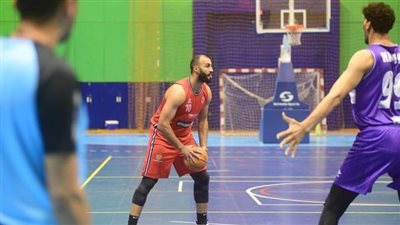 فوز رجال سلة الأهلي على الاتصالات 