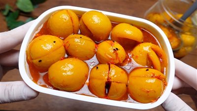 استعدادا لشهر رمضان المبارك، طريقة عمل مخلل الليمون المعصفر