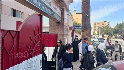 طلاب الشهادة الإعدادية بالأقصر: أسئلة التراكمي بالجبر والإحصاء صعبة (بث مباشر)