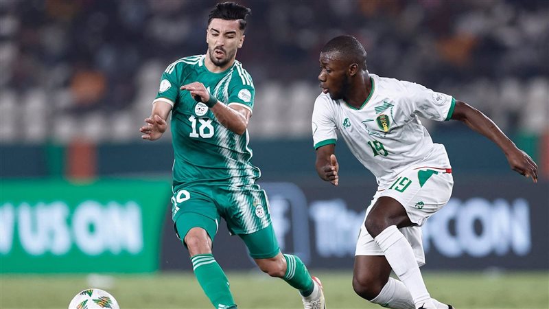  الجزائر، فيتو