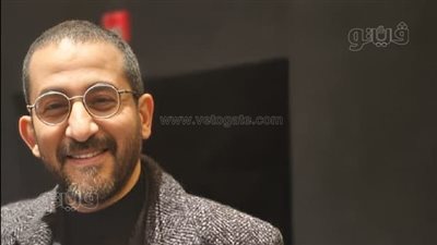 أحمد حلمي يدعم منى زكي في العرض الخاص لفيلم رحلة 404 (صور)