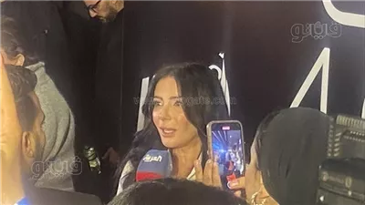 أخبار الفن اليوم: أحمد حلمي يدعم منى زكي في العرض الخاص لـ 