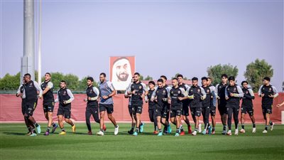 الأهلى يختتم تدريباته اليوم استعدادًا لمباراة حتا الإماراتي