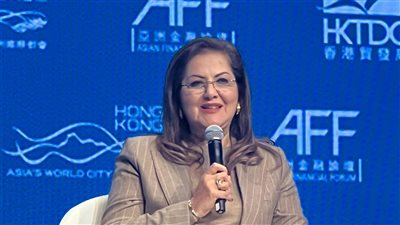 هالة السعيد تدعو وزير التجارة والتنمية الاقتصادية بهونج كونج لزيارة مصر