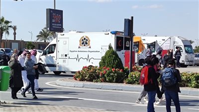 خدمات معرض الكتاب لجمهور الدورة الـ55، إسعاف وصرف آلي وشحن كتب (صور)